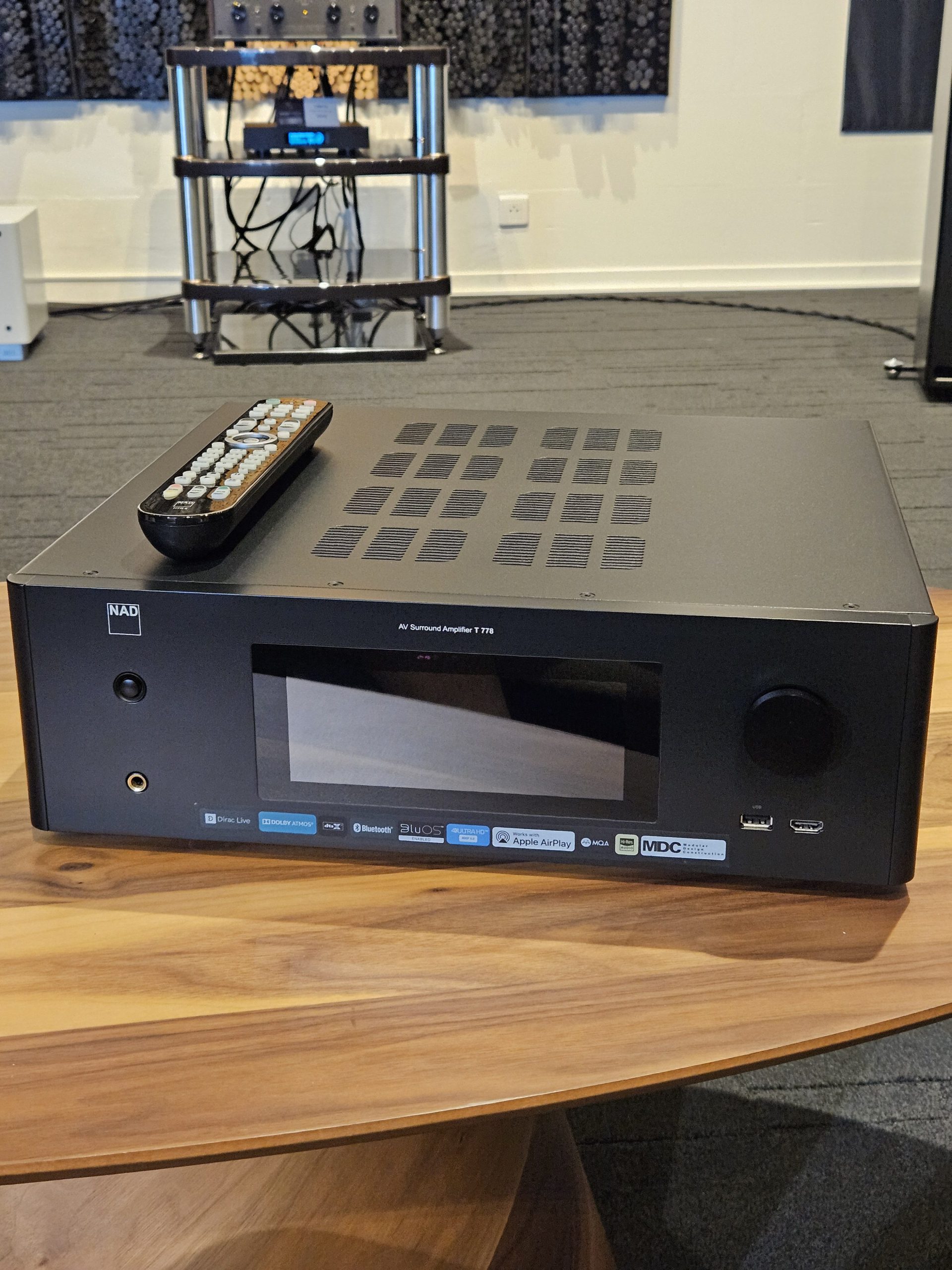 NAD T778 Home Cinéma