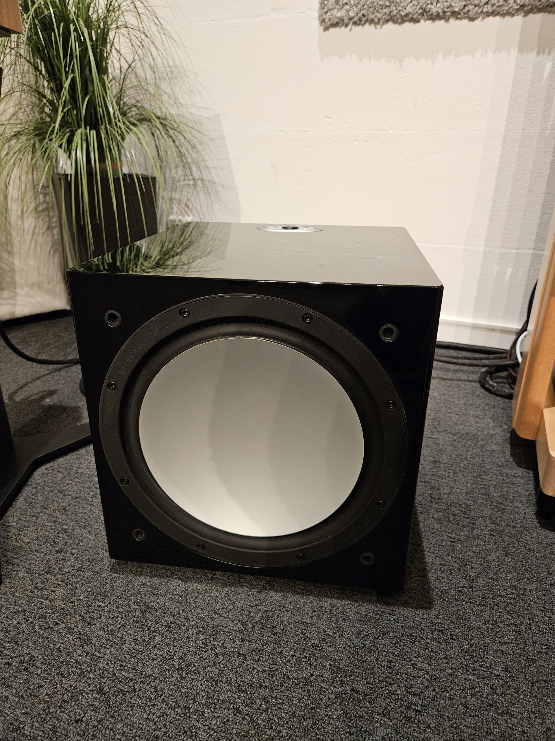 Monitor Audio Silver W-12
